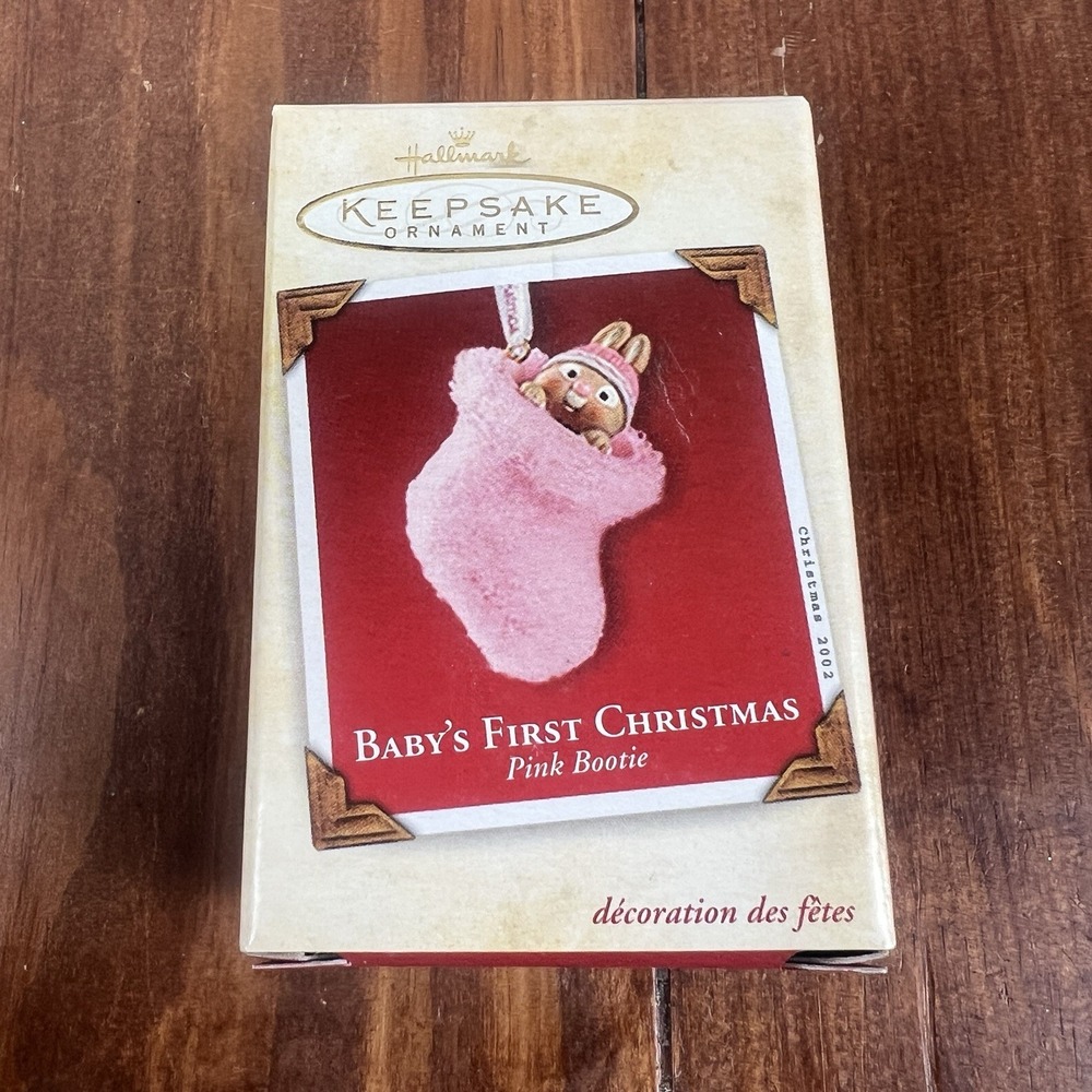 2002 Hallmark Keepsake Baby's First Christmas Pink Bootie Ornament QX8806